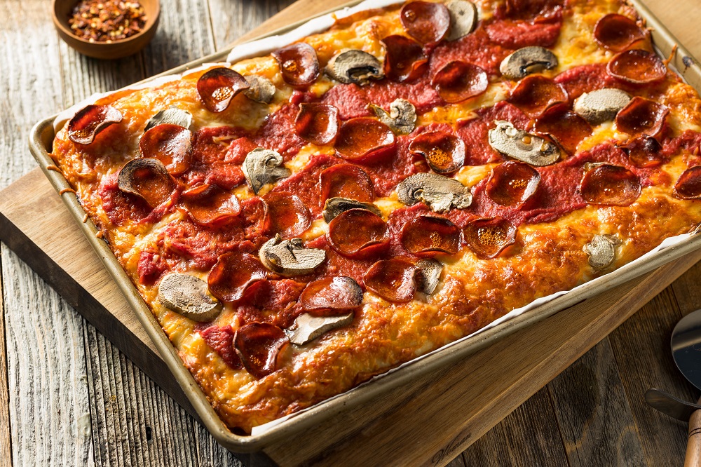 detroit-style-pizza-in-a-pan