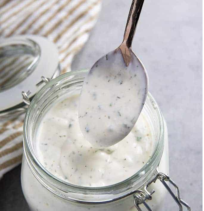 Ranch sauce or dressing