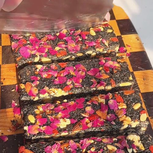 Crispy Blood Nourishing Energy Bars 2