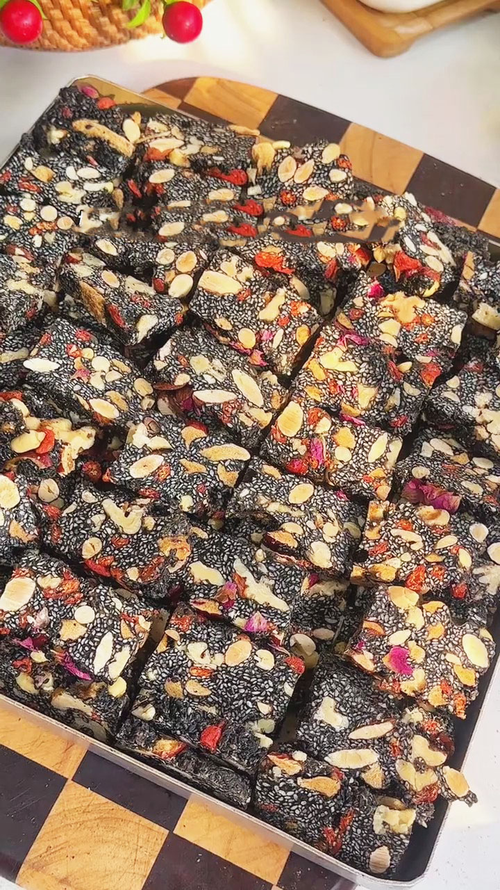 Crispy Blood Nourishing Energy Bars 4