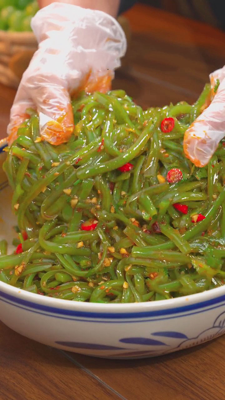 Cucumber Peel Jelly Noodles 4 Cucumber Peel Jelly Noodles 4