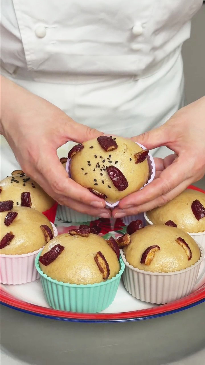 Brown Sugar Fa Gao Steamed Brown Sugar Cakes 3