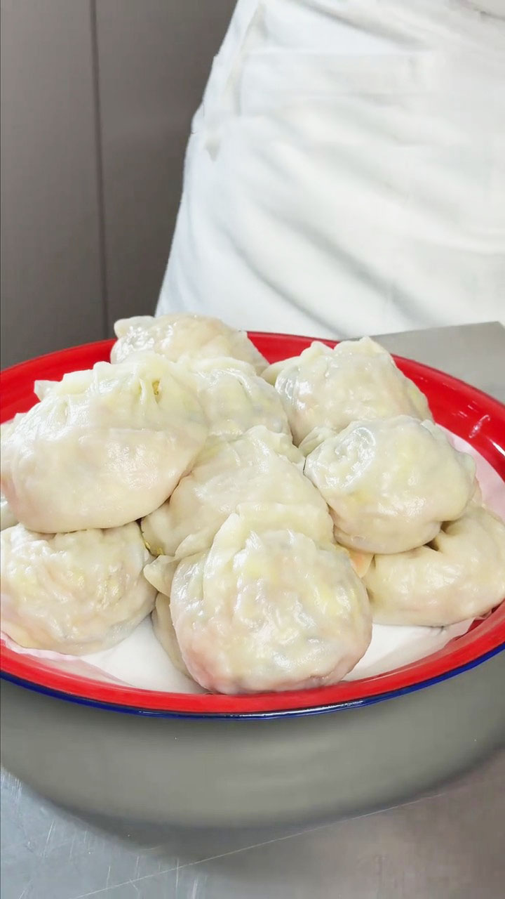 Cabbage and Glass Noodle Steamed Dumplings 3 Cabbage and Glass Noodle Steamed Dumplings 3