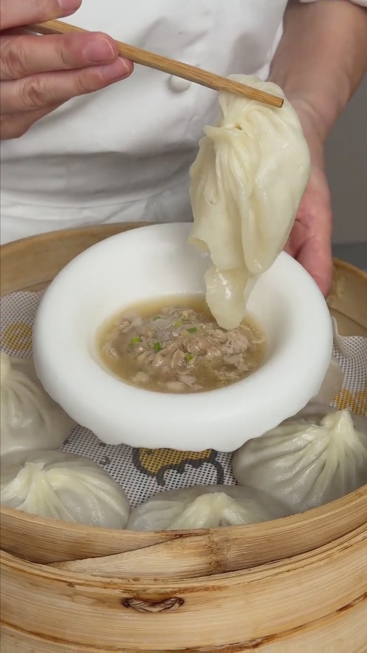 Juicy Soup Dumplings 1