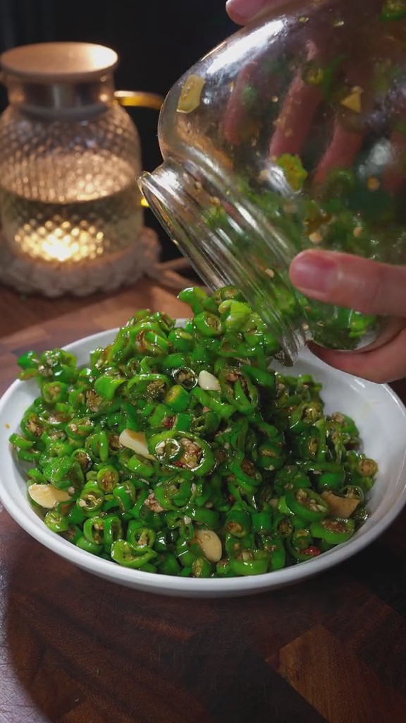 Pickled Chili Peppers 1