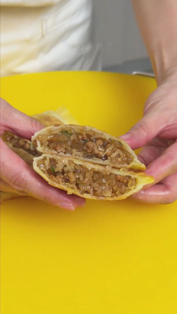 Radish Glass Noodle Pork Stuffed Pancakes 1 Radish Glass Noodle Pork Stuffed Pancakes 1