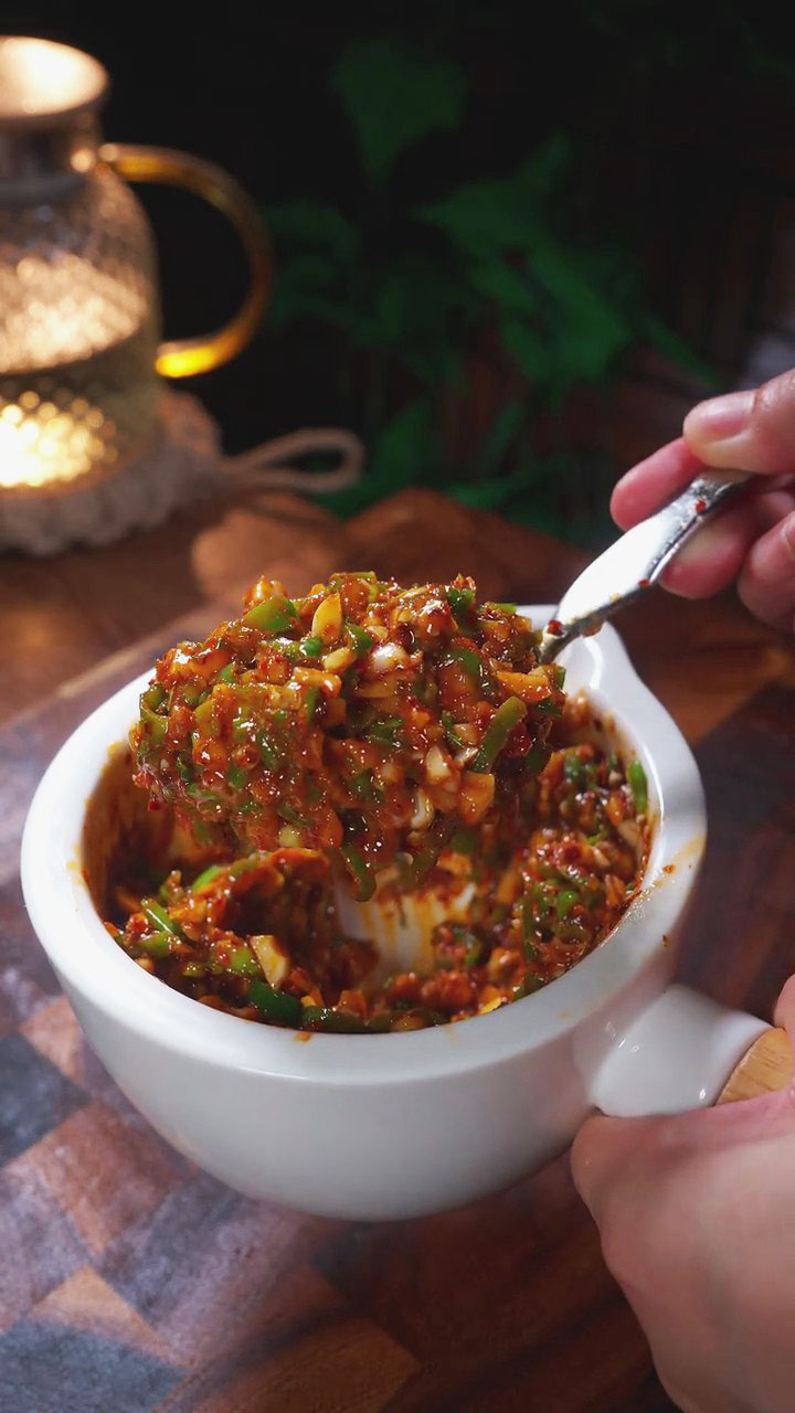 Smashed Chili Pepper Salad 4