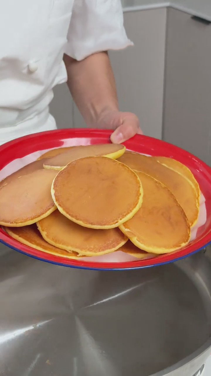 Soft Milk Pancakes 4